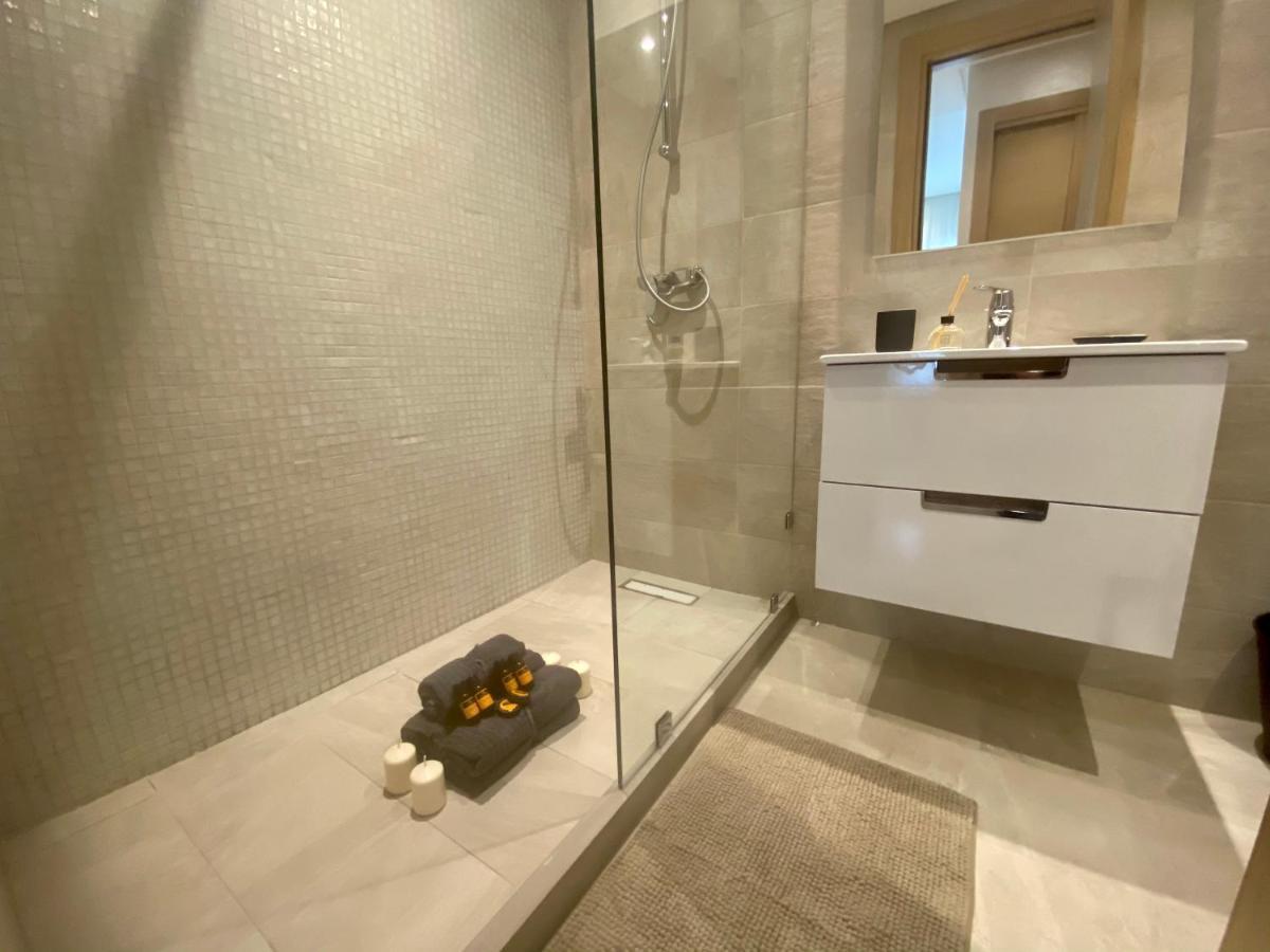 Luxueux Appartement Avec Vue Panoramique, Proche De La Gare Welcome Stay Casablanca Kültér fotó